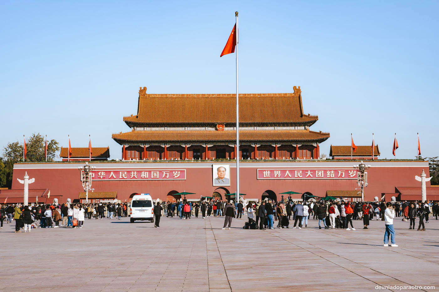 Plaza Tiananmen, algo imprescindible que ver en Pekin