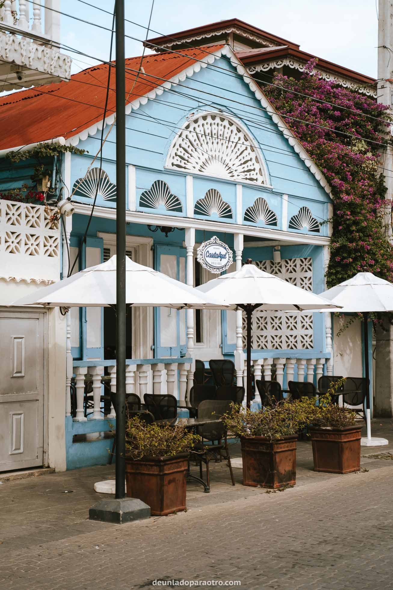Probar la comida típica, algo que hacer en Puerto Plata