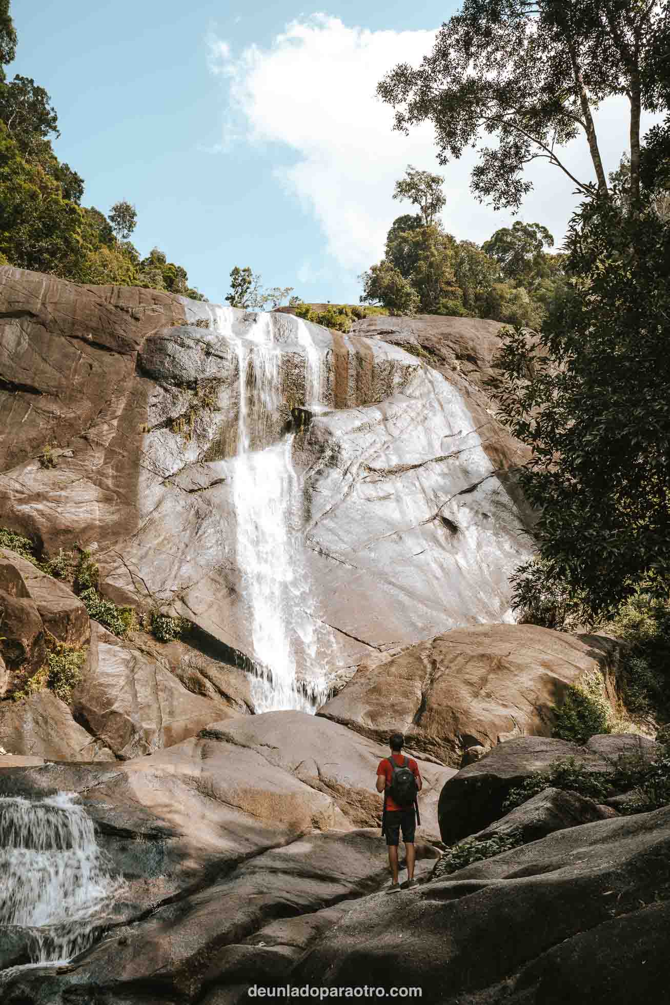 Algo imprescindible que hacer en Langkawi es visitar estas siete piscinas naturales conectadas entre ellas por vistosas cascadas