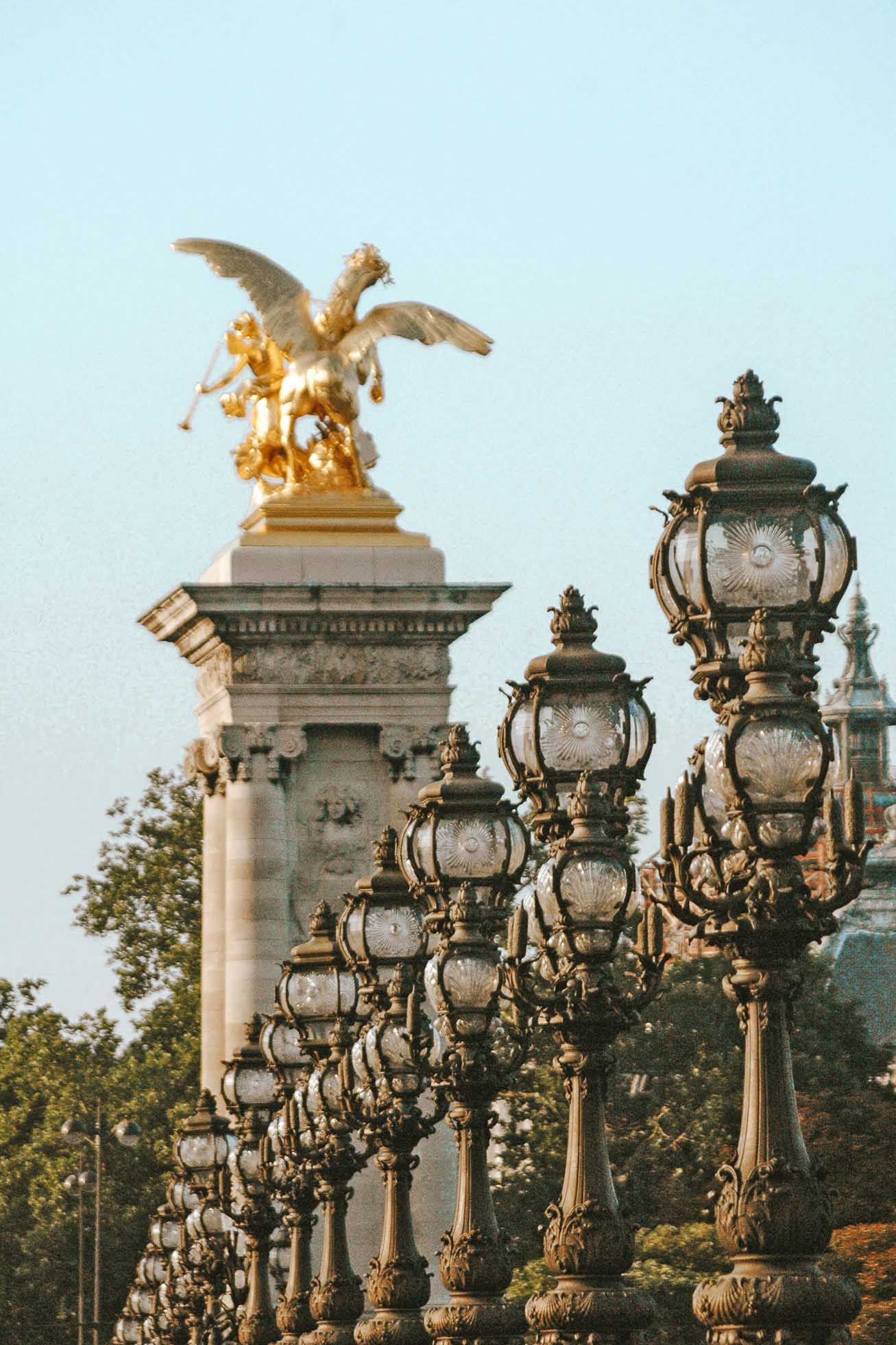 Uno de los puentes más bonitos y fotografiados que ver en París en dos días