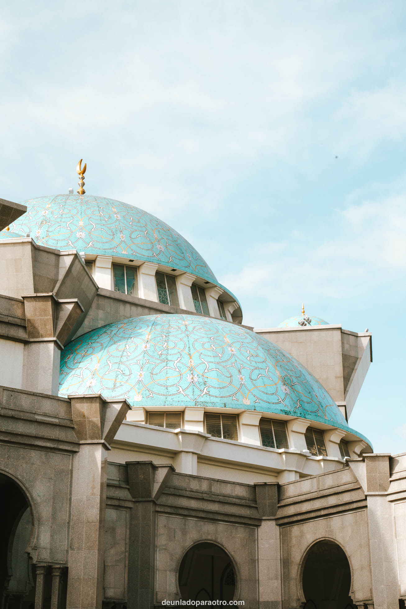 Cúpula azul de la Mezquita Wilayah