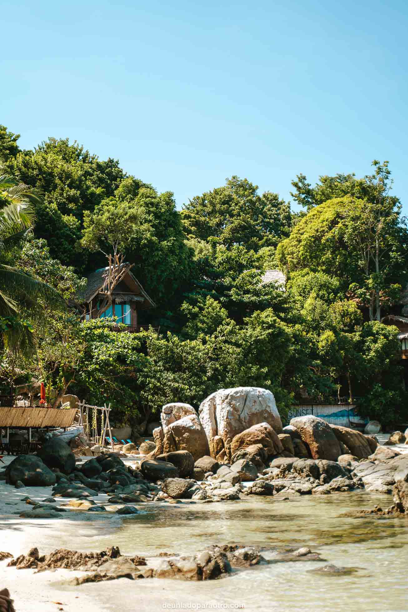 Una de las mejores cosas que hacer en Koh Lipe en 2 días es acercarse a Sunset Beach,, nuestro lugar favorito