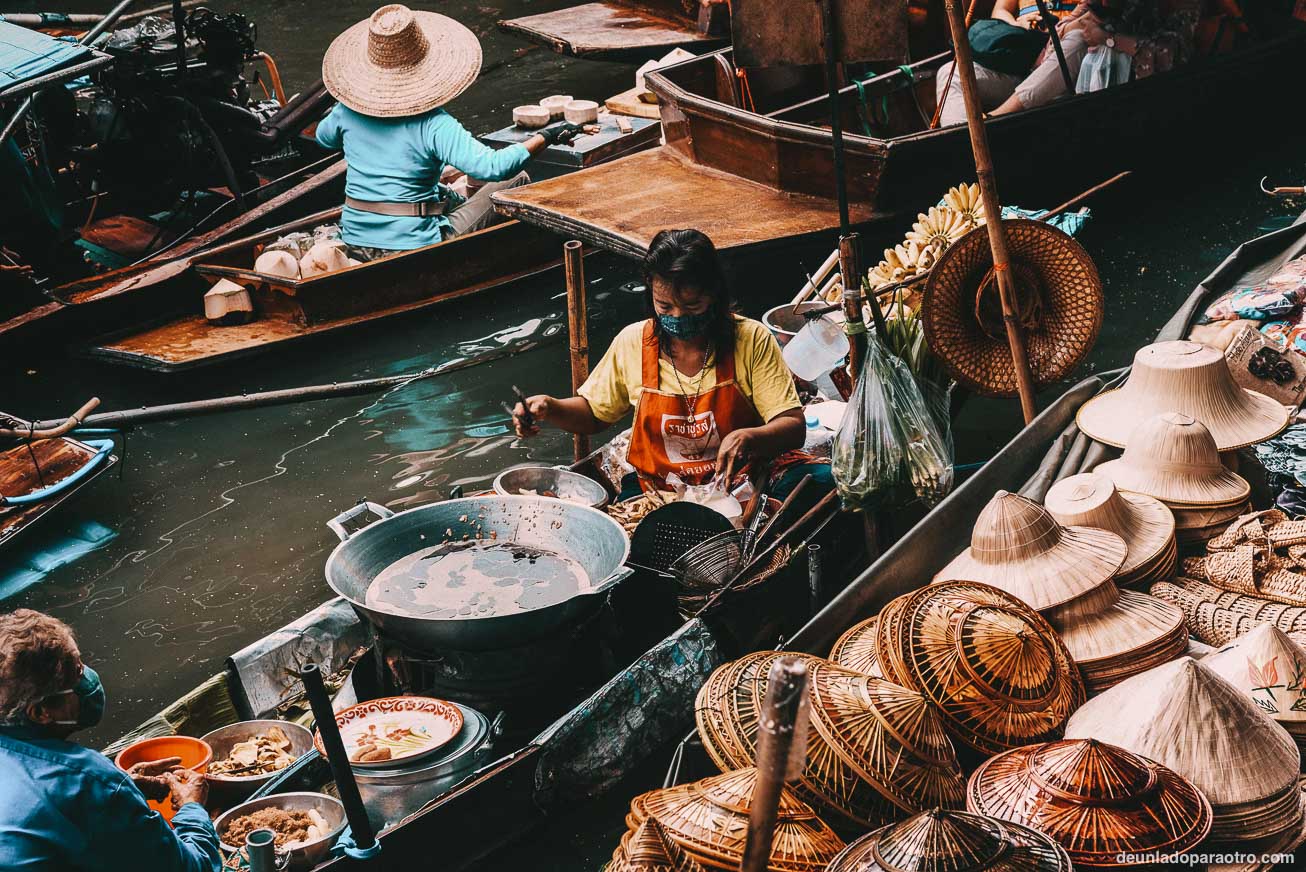 mercados, algo muy curioso que ver en bangkok