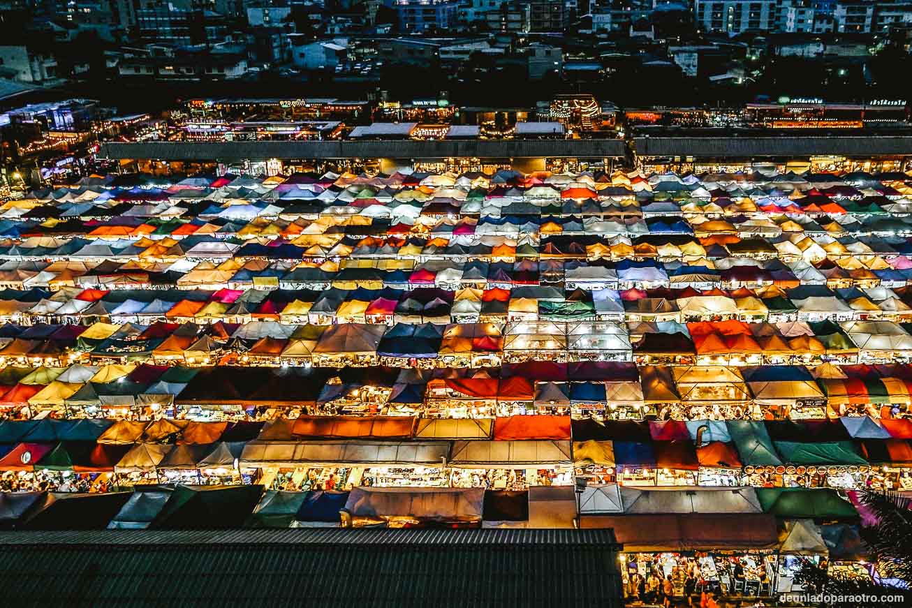 mercados, algo muy curioso que ver en bangkok