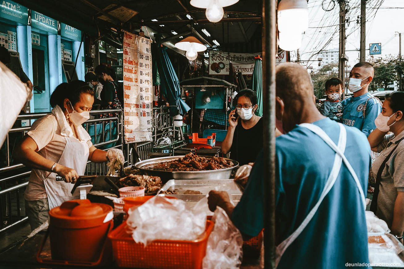 Khao San Road, la calle más animada que ver en Bangkok en 2 días
