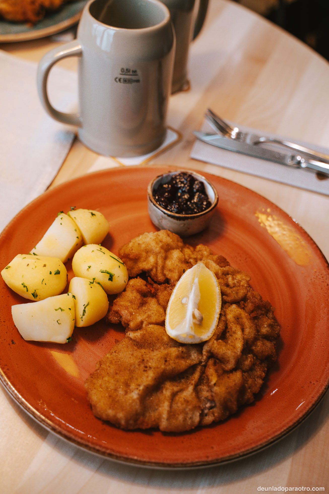 Wirthaus Elephant, un restaurante perfecto para probar el popular Wiener Schnitzel
