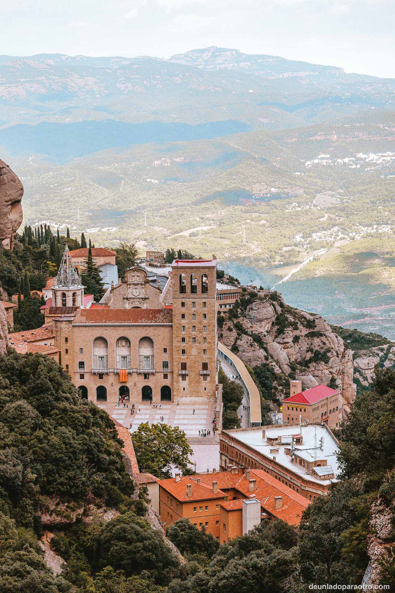 Montserrat, una de las excursiones más emblemáticas que hacer desde Barcelona en un día