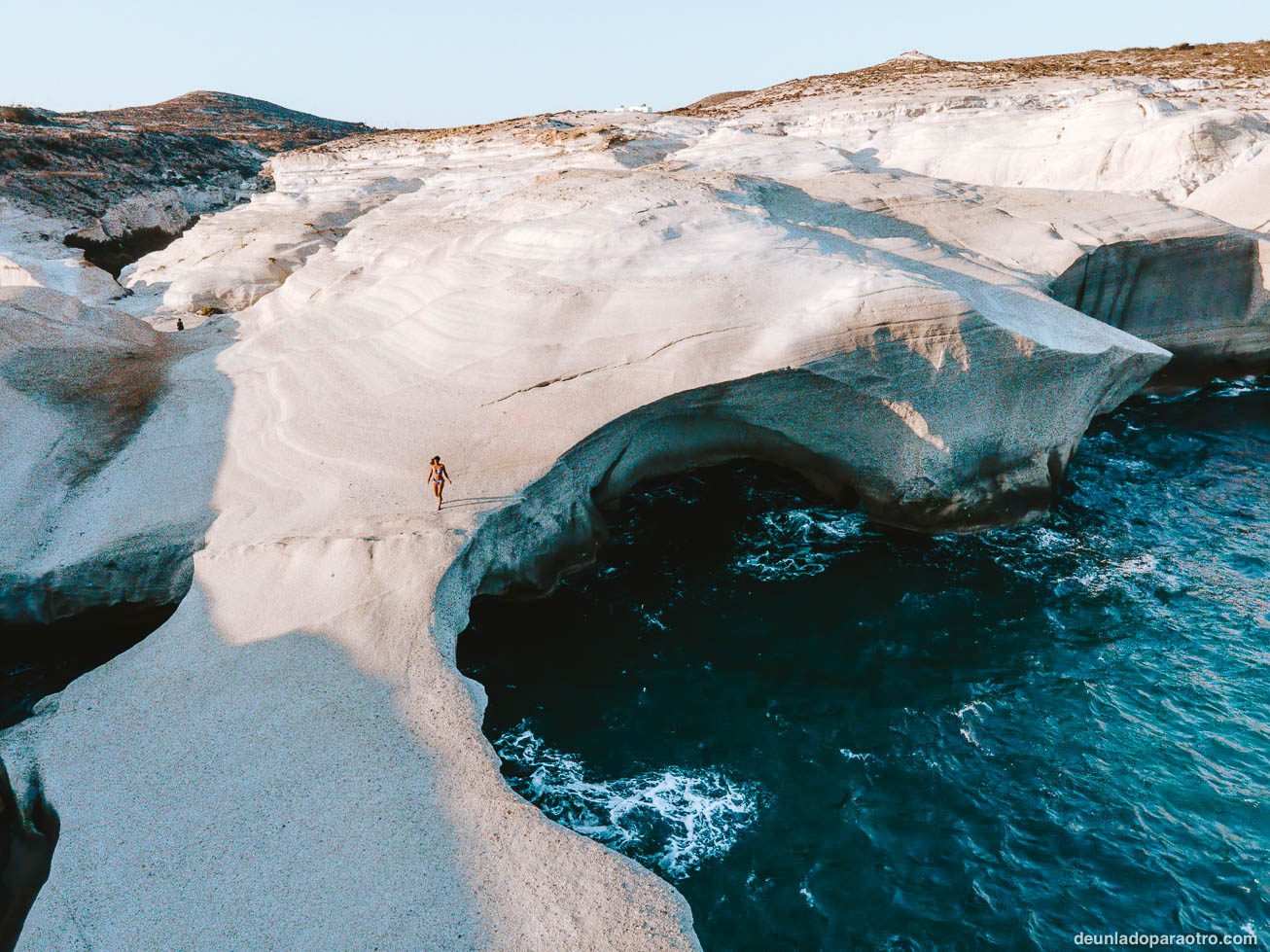 Milos, la isla más salvaje que ver en esta ruta por Grecia en 18 dias