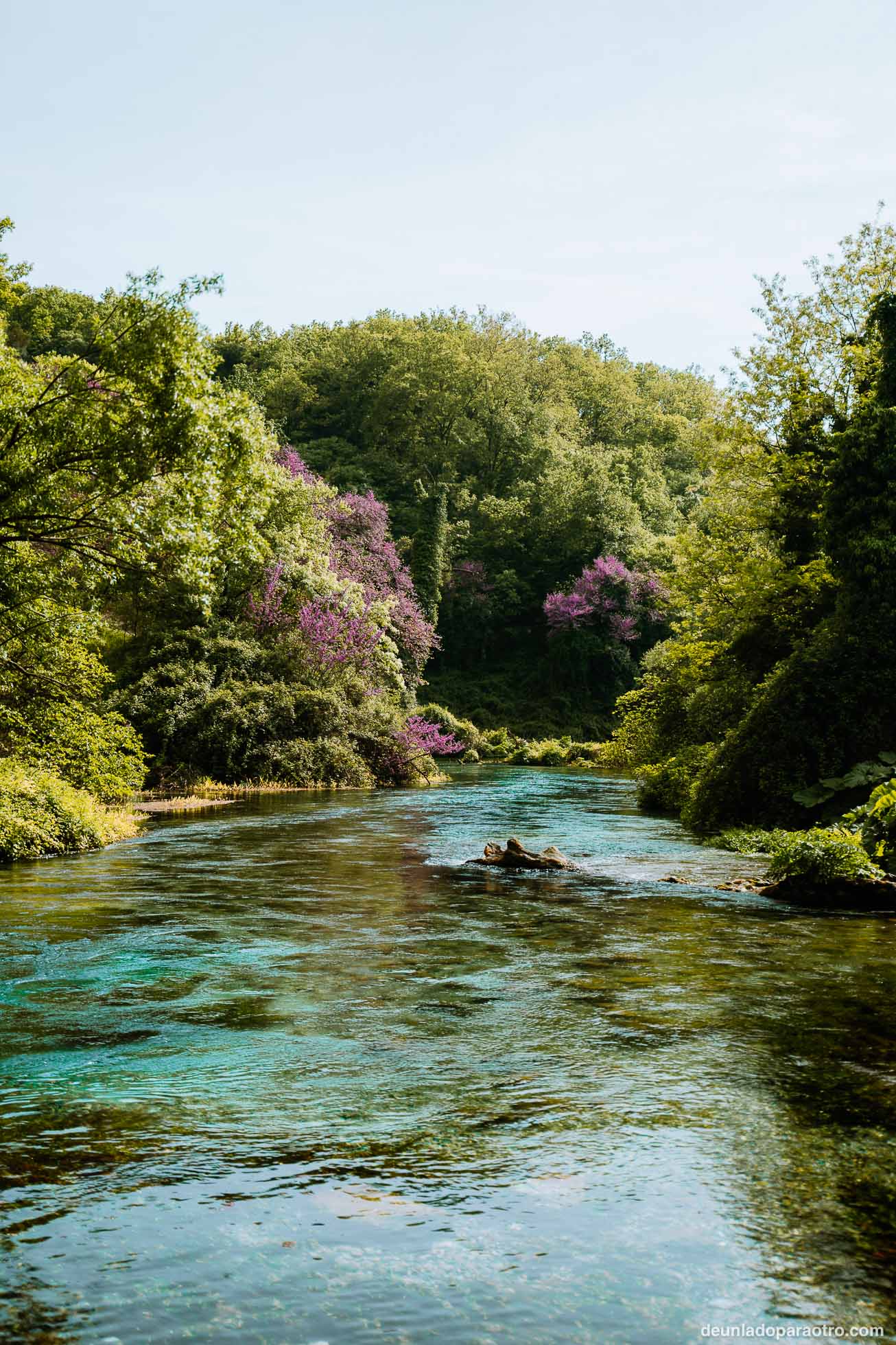 Blue Eye, uno de los lugares naturales más bonitos que ver en tu ruta por Albania en 10 dias