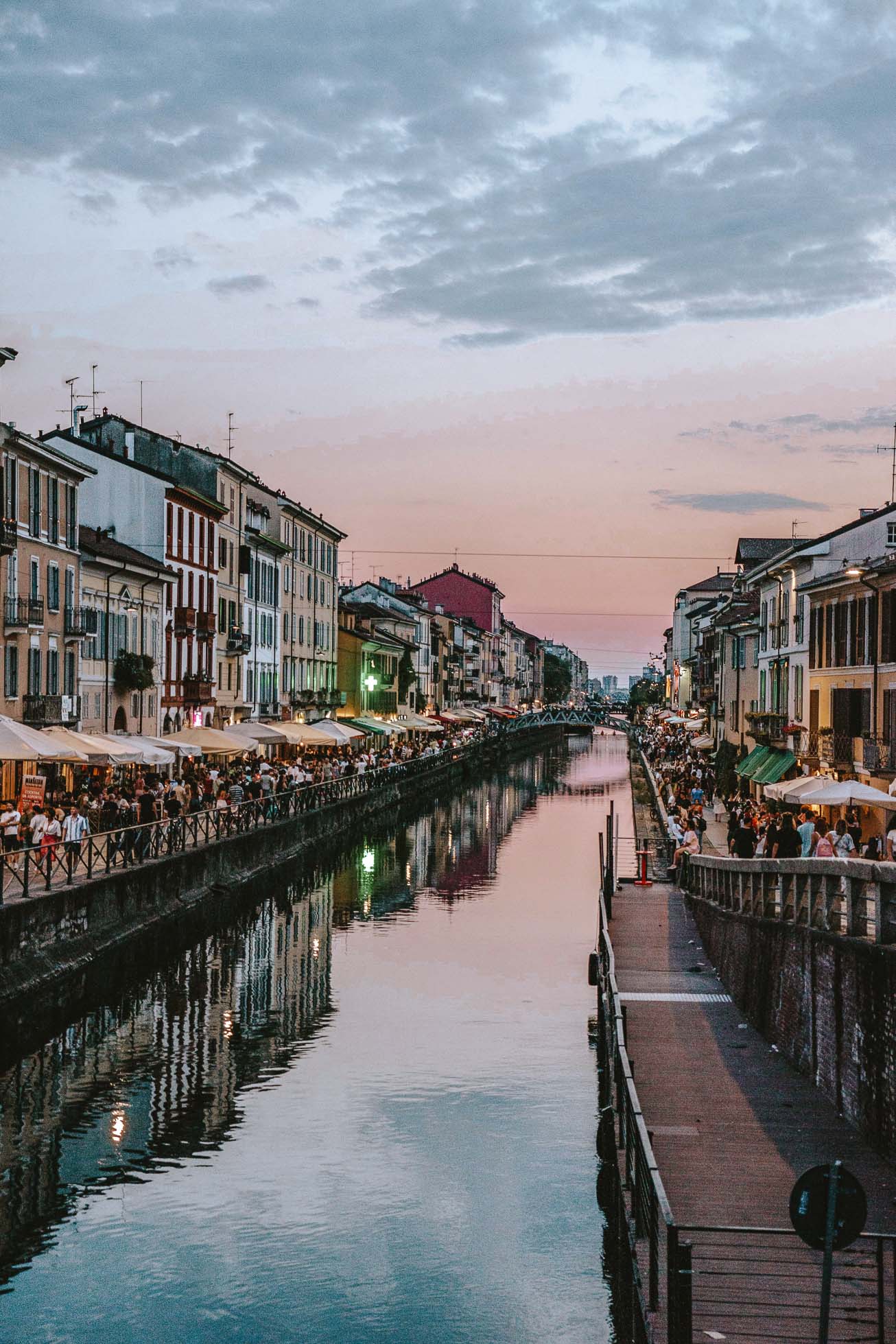 Navigli, uno de los barrios más animados y singulares de Milán