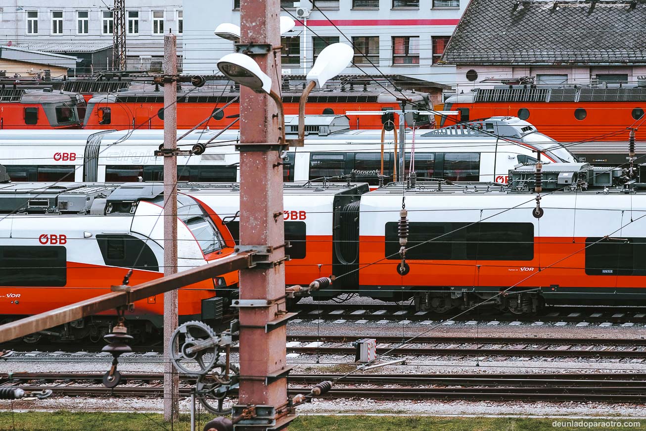 Cómo ir del aeropuerto de Viena al centro. El tren, la opción más sencilla y rápida.