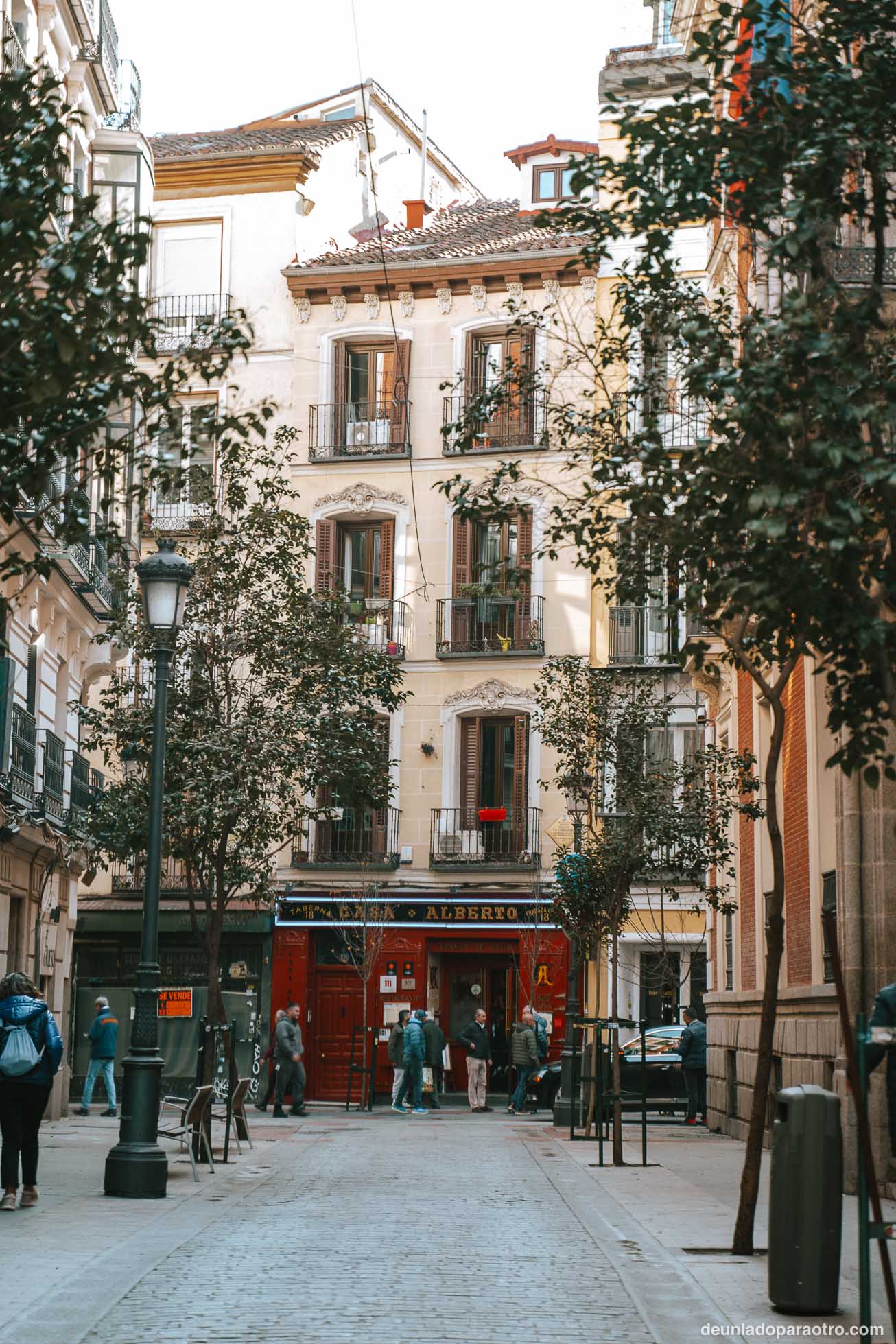 Recorrer el Barrio de las Letras, una visita obligada que hacer en Madrid en 3 días