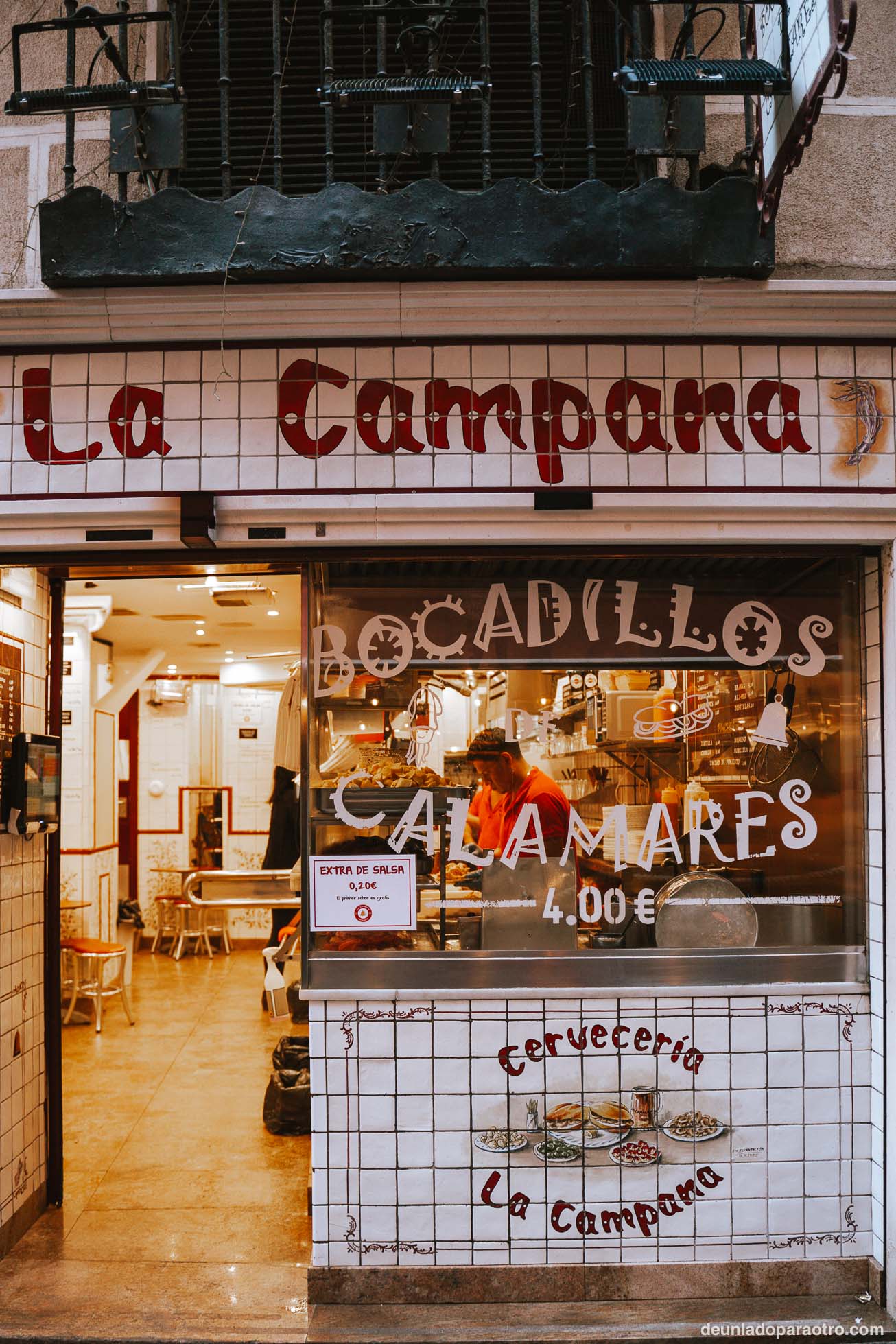 Descubrir la histórica Plaza Mayor y su arquitectura barroca, algo imprescindible que hacer en Madrid en 3 días