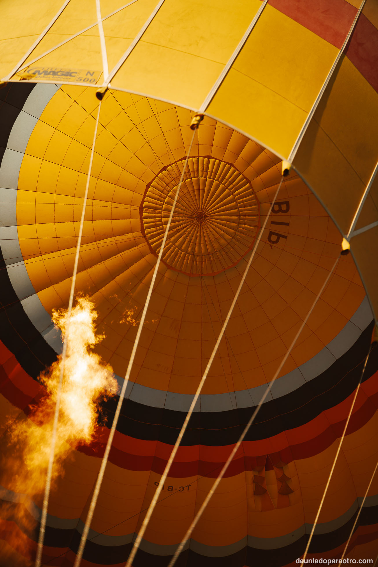 Paseo en globo aerostático, una de las actividades imprescindibles que hacer en la Capadocia