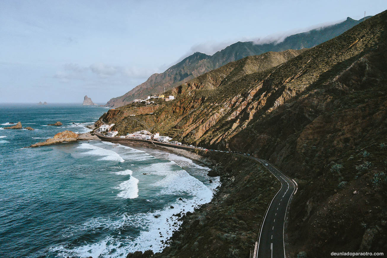 Carretera a Playa de Benijo y Roque de las Bodegas