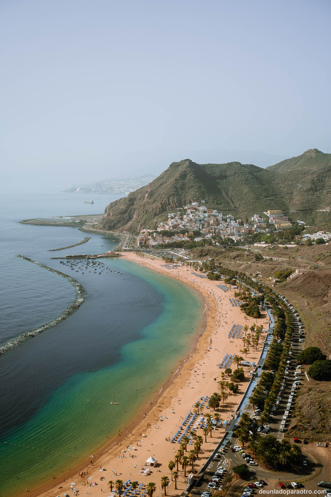 Playa de las Teresitas, algo imprescindible que ver en Tenerife