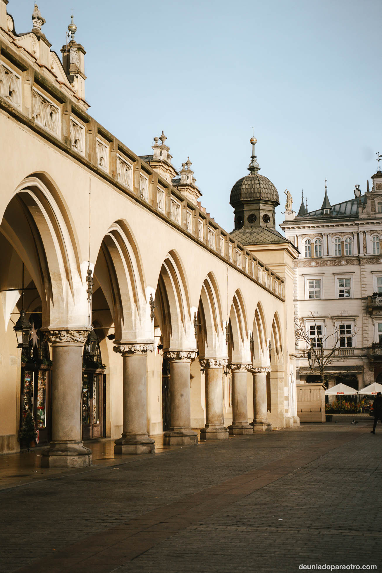 Lonja de los Paños, un edificio renacentista que ver en Cracovia