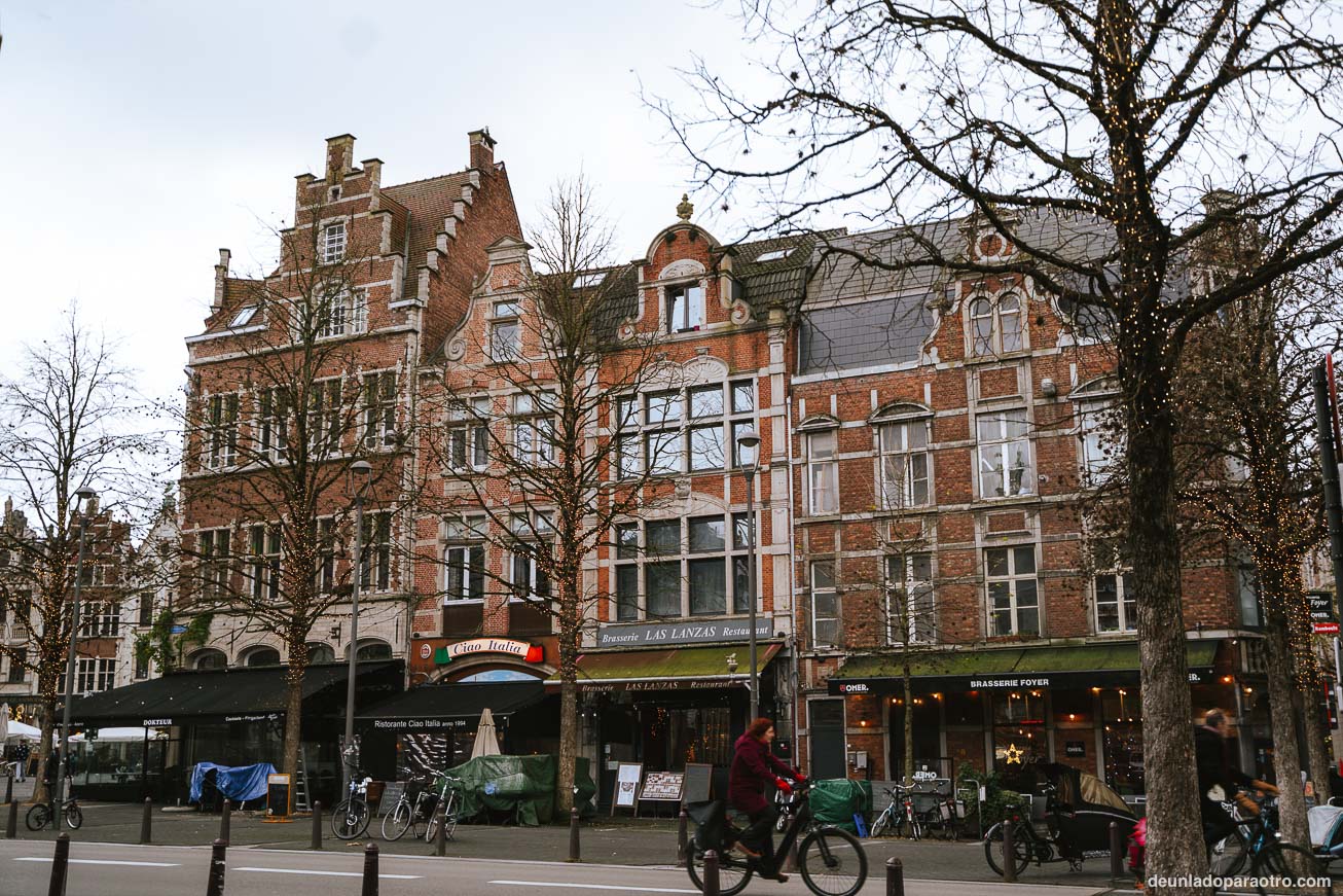 Ruta de 7 días por el norte de Francia y Bélgica en Navidad