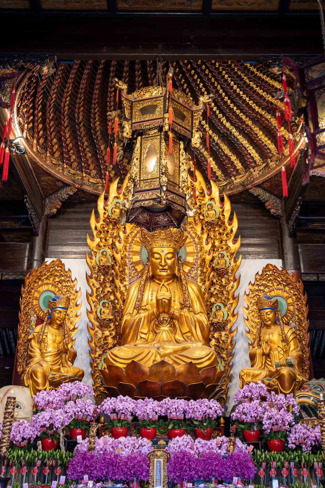 Templo de Longhua, un complejo religioso enorme y diferente que ver en Shanghai