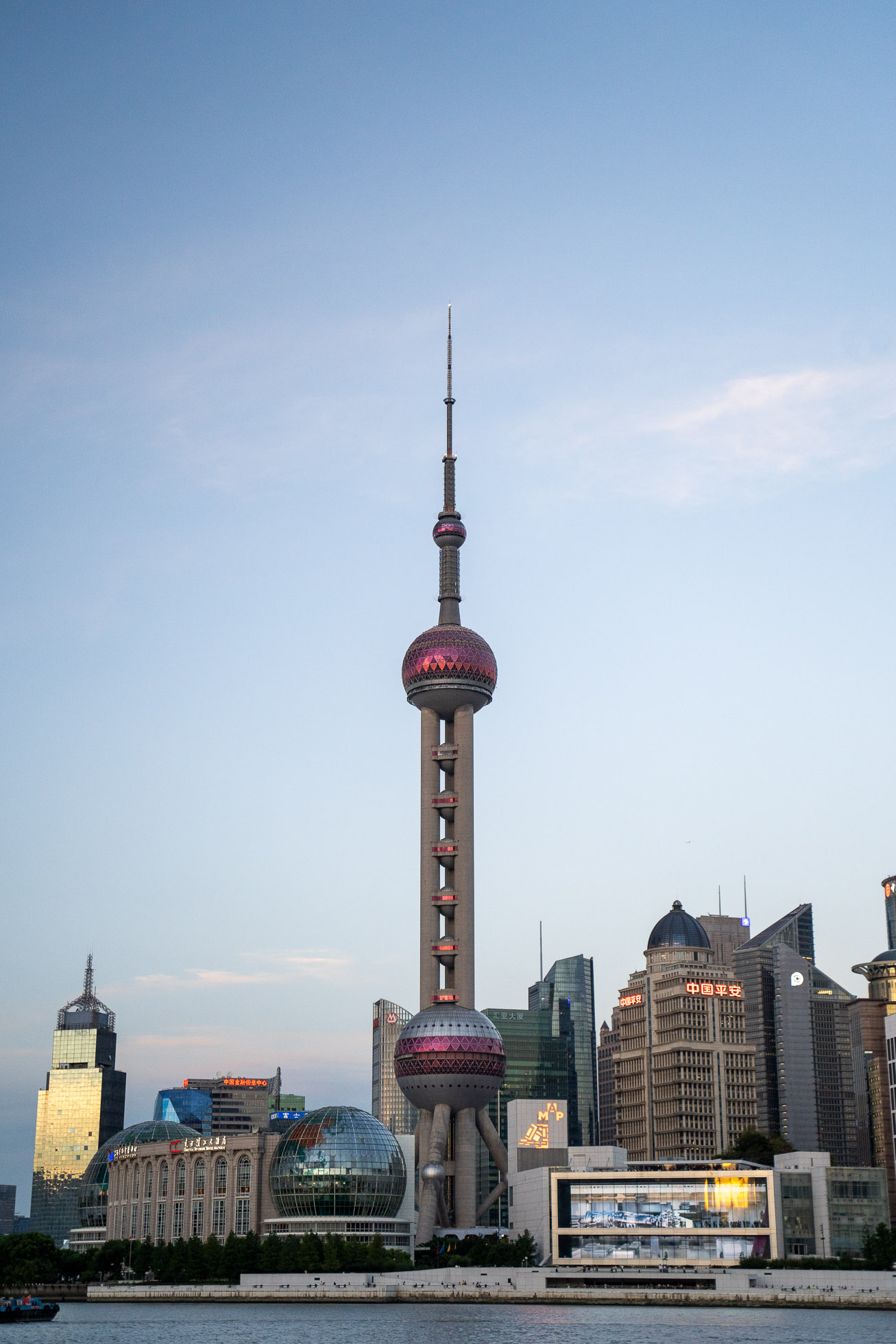 Pudong y sus rascacielos, uno de los lugares más emblemáticos que ver en Shanghái en 2 días