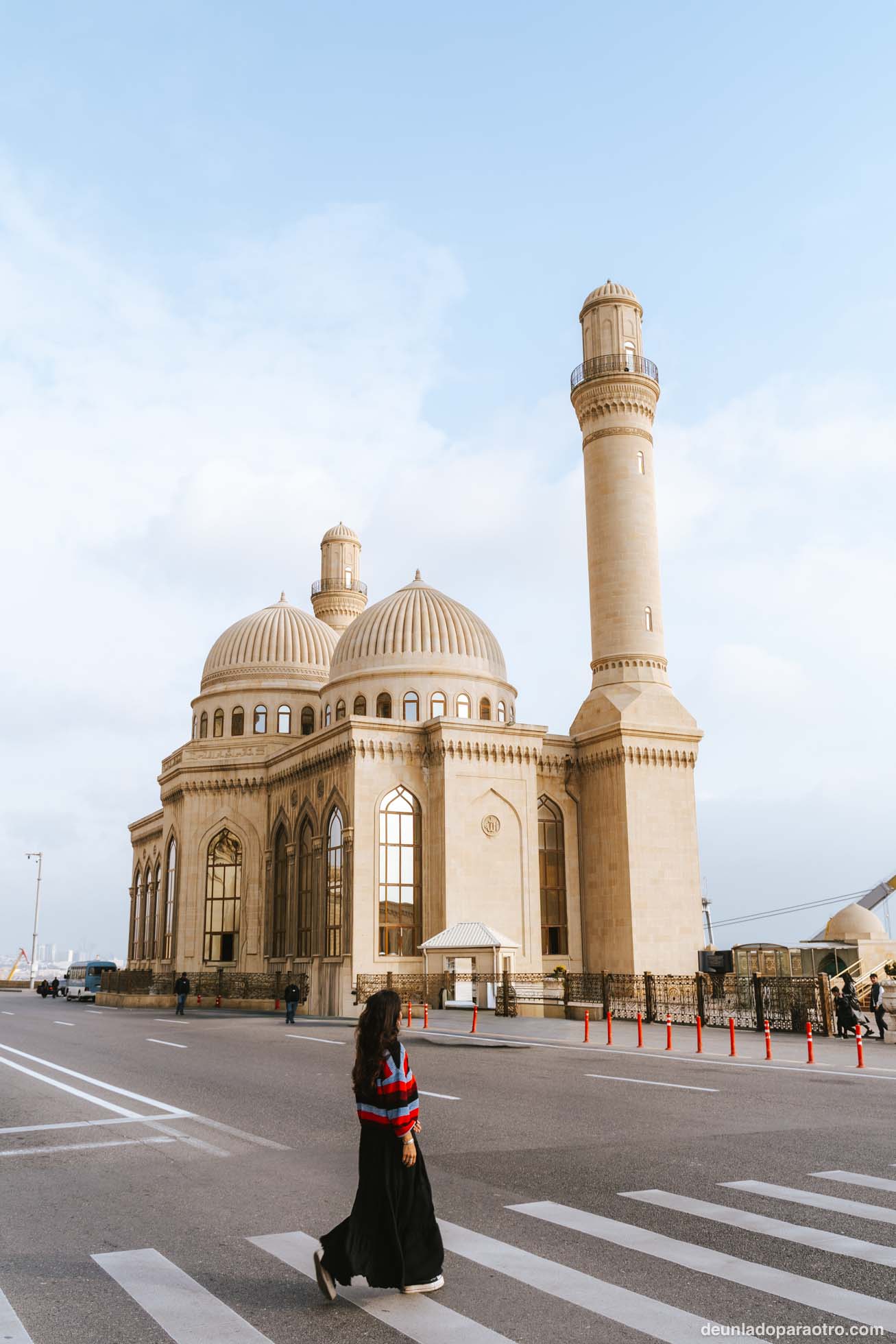 Mezquita Bibi-Heybat, un lugar imprescindible que ver en Bakú