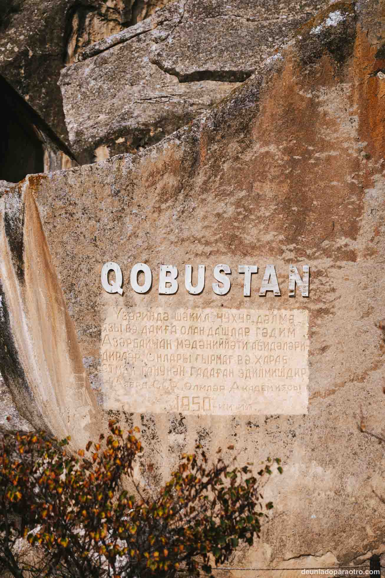 Gobustán y Volcanes de Lodo, una visita imprescindible que hacer en los alrededores de Bakú