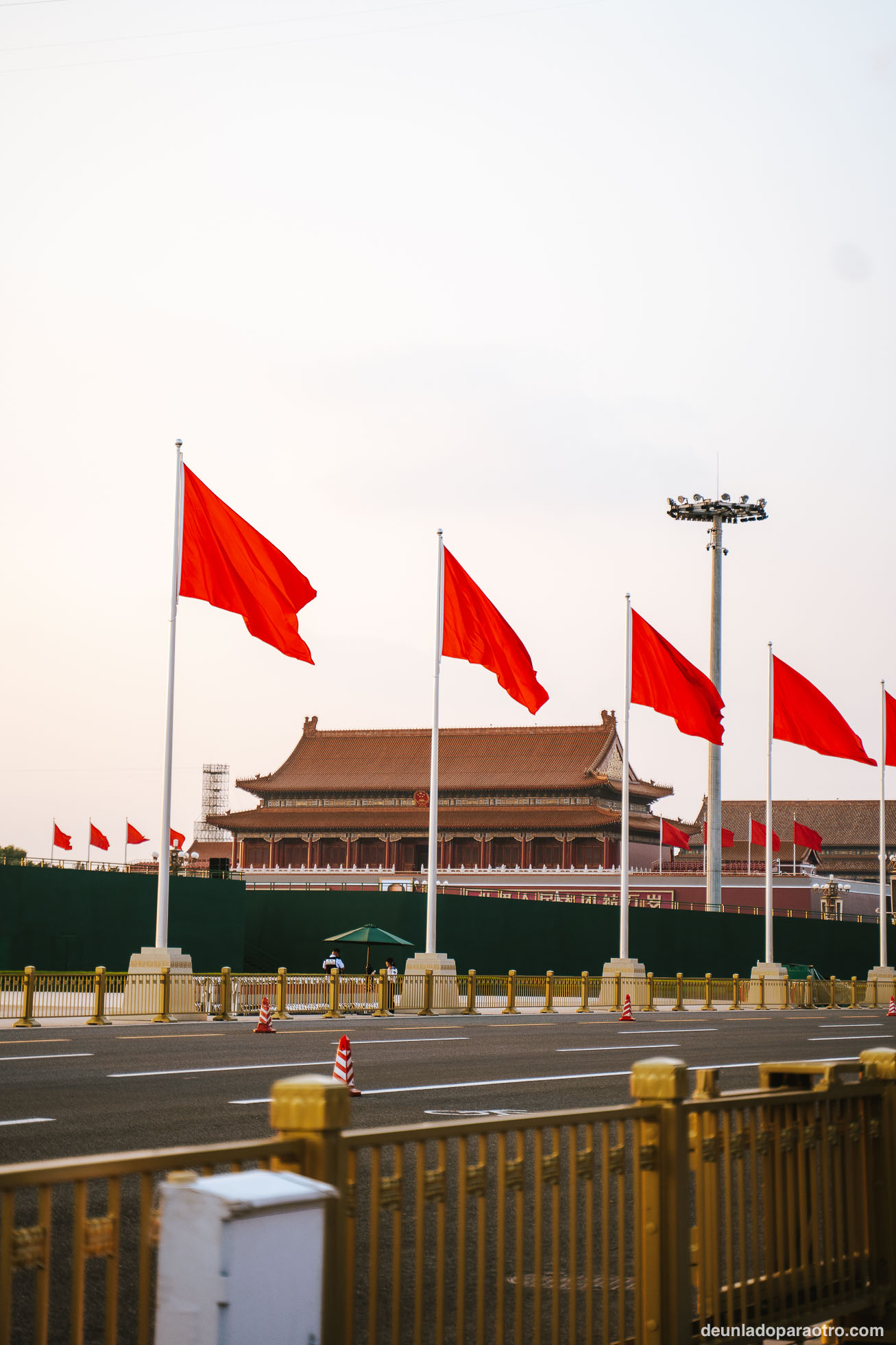 Ruta por China en 15 días, Plaza Tiananmen