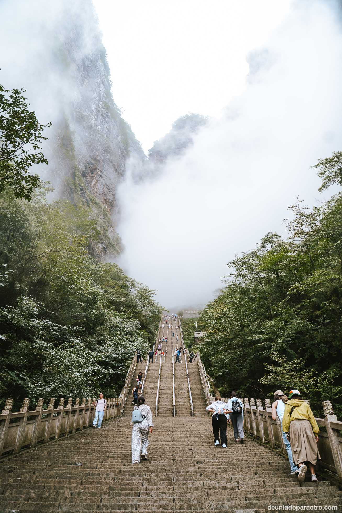 Montaña Tianmen, un lugar único en tu ruta por China en 15 dias