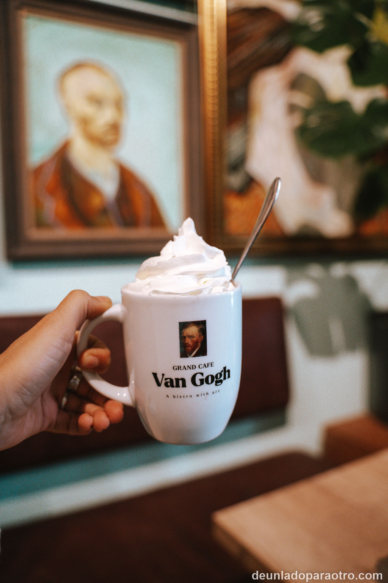 Grand Café Van Gogh, un lugar muy instagrameable que ver en Bucarest