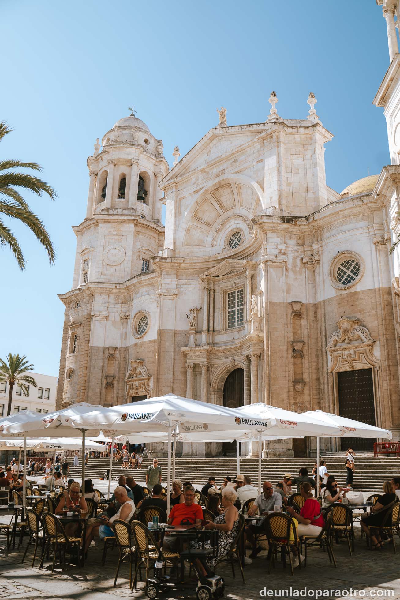 Catedral de Cádiz y Torre del Reloj, una de las mejores cosas que ver en Cádiz en un día
