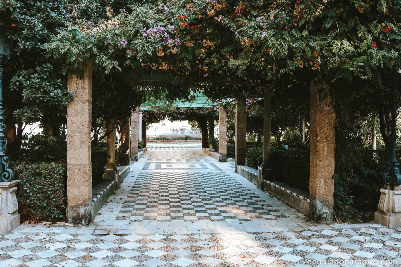Alameda Apodaca, un lugar agradable que ver en Cádiz en 1 día
