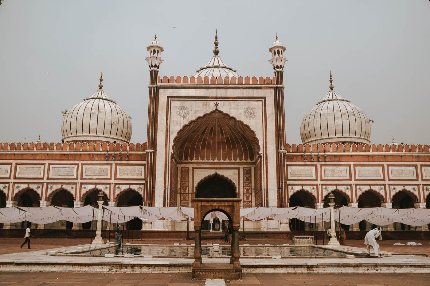 Jama Masjid la mezquita más famosa que ver en Nueva Delhi