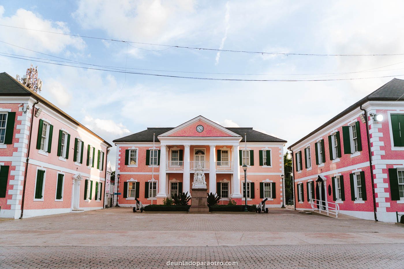 Plaza del Parlamento, una visita cultural que hacer en Nassau