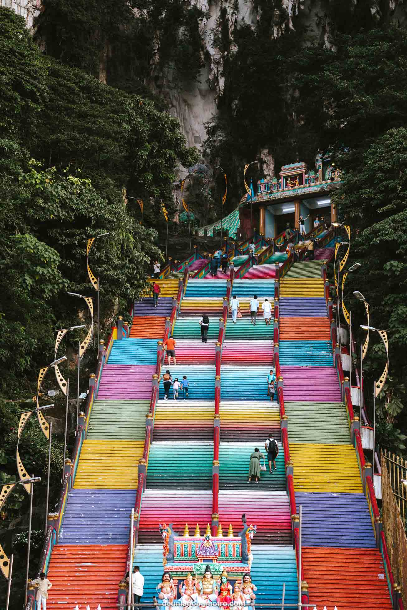 Escaleras de las Batu Caves en Kuala Lumpur