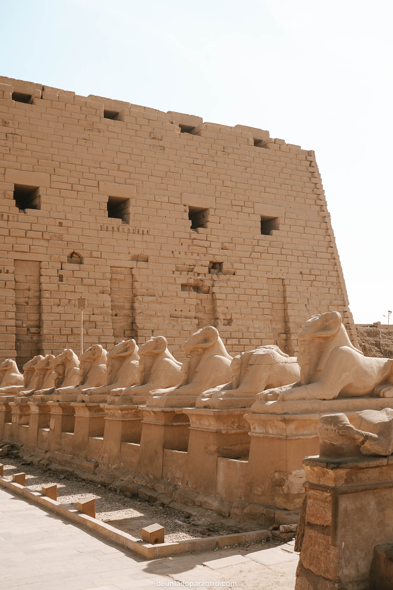 Avenida de las Esfinges en el Templo de Karnak