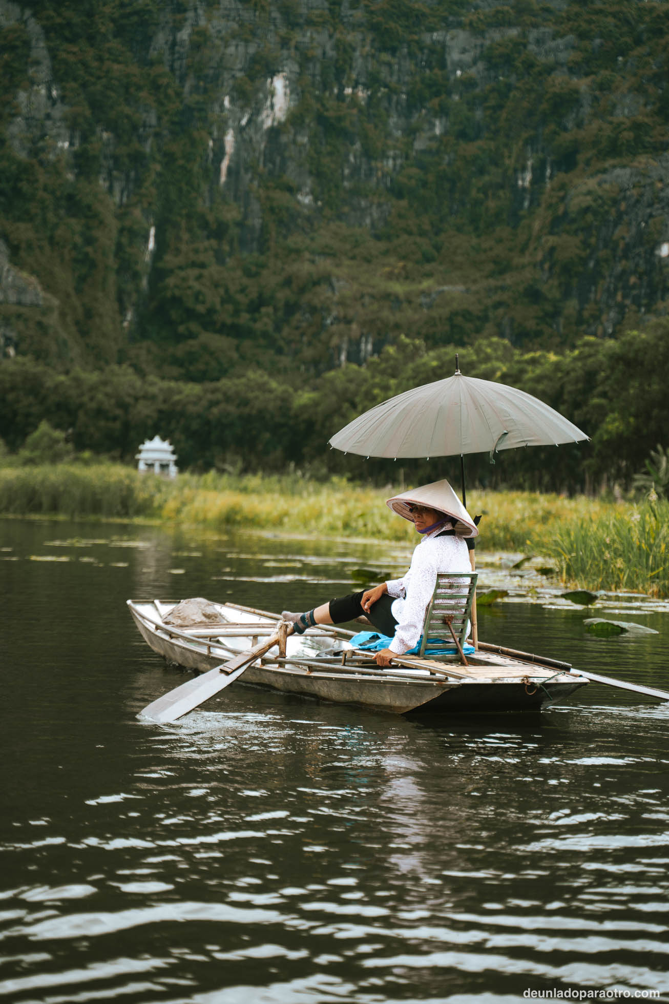 Paseo en barca por Tam Coc o Trang An, una de las mejores cosas que hacer en Ninh Binh